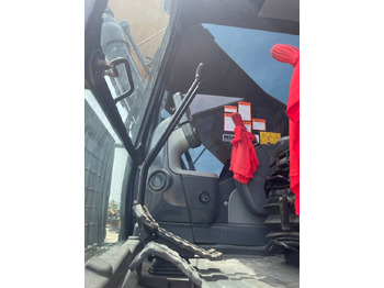 Crawler excavator CAT 330D2: picture 5