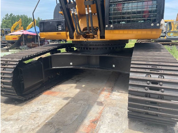 Crawler excavator CAT 330D2: picture 3