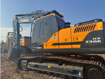 Crawler excavator HYUNDAI