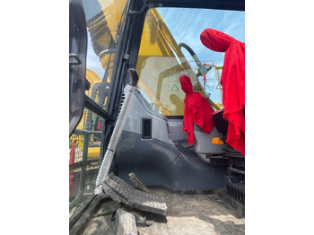 Crawler excavator Komatsu PC 130: picture 4