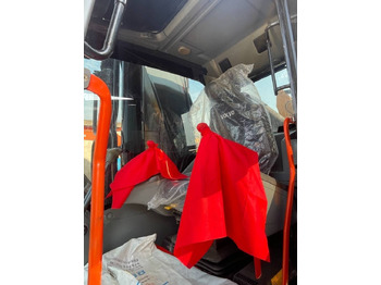 Crawler excavator Volvo EC 290: picture 3 Crawler excavator Volvo EC 290: picture 3