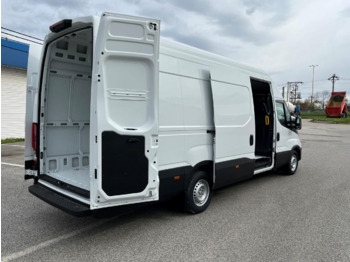 Leasing of  Iveco DAILY VAN, 3.0 D 176k, 35S18H V Evolution H3 Iveco DAILY VAN, 3.0 D 176k, 35S18H V Evolution H3: picture 4
