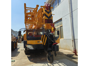 Mobile crane XCMG QY70K: picture 3