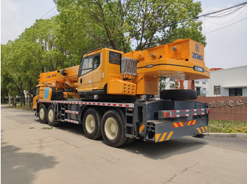 Mobile crane XCMG QY70KC Used XCMG 70ton truck crane QY70K: picture 2