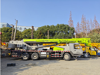 Mobile crane Zoomlion ZTC250V: picture 5