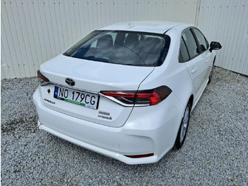 Sedan TOYOTA COROLLA SEDAN: picture 4