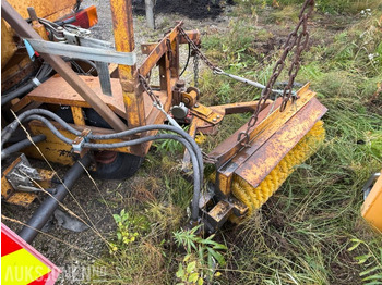 Construction equipment 2006 GMBU Bankettutlegger med feiekost: picture 3