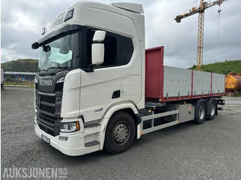 Truck SCANIA R 560