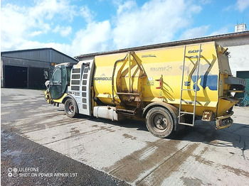 Forage mixer wagon SGARIBOLDI