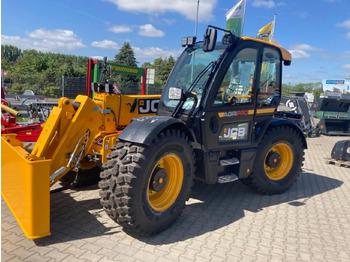 Telescopic handler JCB
