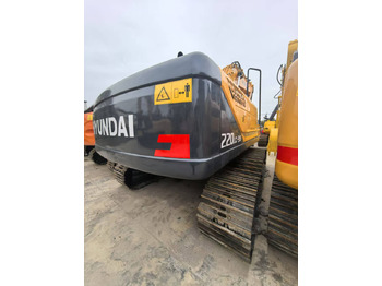 Crawler excavator Hyundai 220LC-9S  Excavator: picture 4