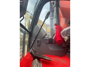 Crawler excavator Doosan DX 225: picture 3