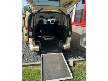 Station wagon VOLKSWAGEN Caddy 2.0