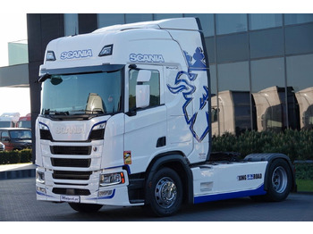 Tractor unit SCANIA R 450