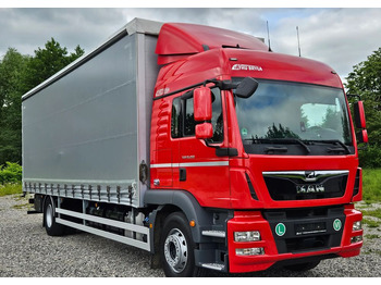 Curtainsider truck MAN TGM 15.290