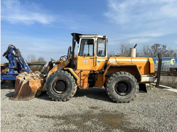 Wheel loader Liebherr L 521: picture 2