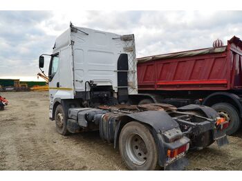 Tractor unit Renault Premium 420 DCI: picture 3 Tractor unit Renault Premium 420 DCI: picture 3