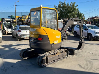 Mini excavator Volvo ECR 28: picture 4