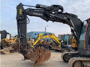 Crawler excavator Volvo ECR145EL: picture 4