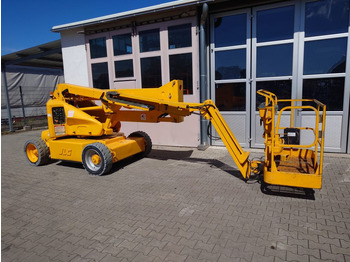 Articulated boom JLG
