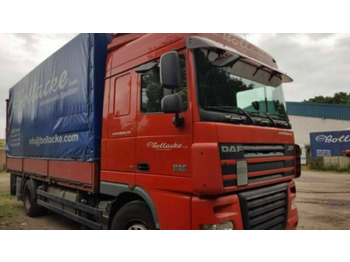 Curtainsider truck DAF