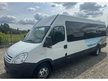 Minibus, Passenger van Iveco Daily: picture 3