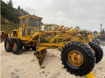 Grader CATERPILLAR 14