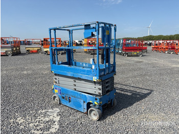 Scissor lift GENIE