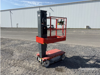 Vertical mast lift SKYJACK