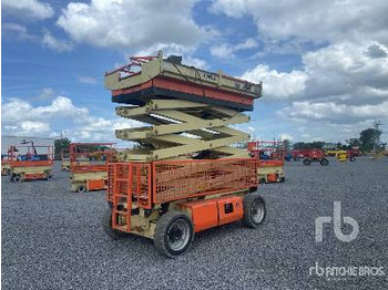 Scissor lift JLG