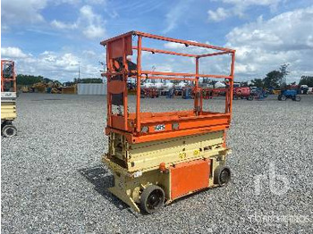Scissor lift JLG