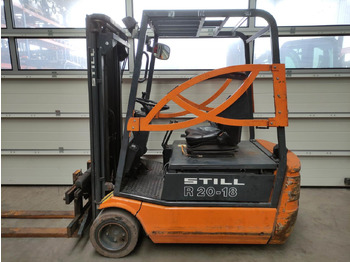 Electric forklift STILL R20