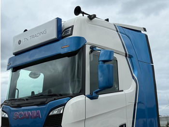 Tractor unit Scania S660 BOOGIE, VOLLUCHT, RETARDER, LEER.: picture 4 Tractor unit Scania S660 BOOGIE, VOLLUCHT, RETARDER, LEER.: picture 4