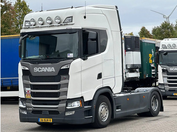 Tractor unit SCANIA S 450