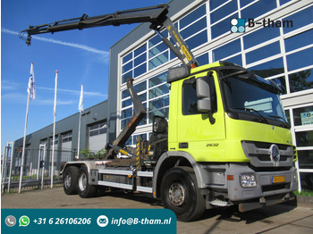 Container transporter/ Swap body truck MERCEDES-BENZ Actros 2632