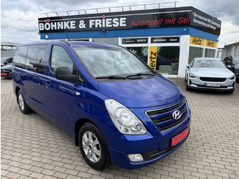 Passenger van HYUNDAI