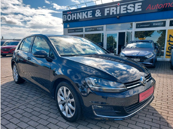 Sedan VOLKSWAGEN