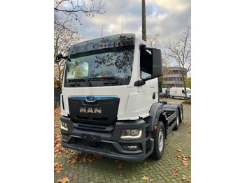 Cab chassis truck MAN TGS