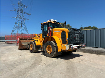 Wheel loader Hyundai HL960HDXT: picture 3