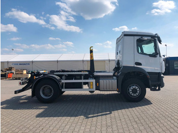 New Hook lift truck Mercedes-Benz AROCS 2136 Abrollkipper HYVA HKS-12-37-S: picture 3