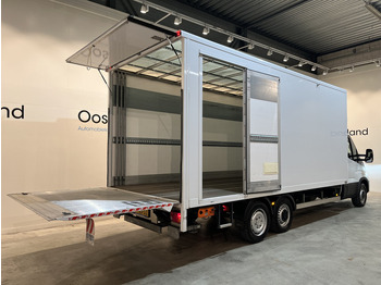 Box van Iveco Daily 35S18 3.0 BE Clixtar Automaat Bakwagen met Laadklep / Laadvermogen 3.060 KG / Euro 6 / Luchtvering / Airco / Camera / CarPlay / Cruise Control /: picture 3