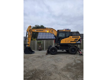 Wheel excavator HYUNDAI