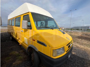 Minibus IVECO Daily
