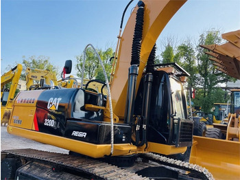 Crawler excavator CATERPILLAR 320D2