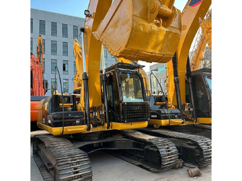 Crawler excavator CATERPILLAR 323D