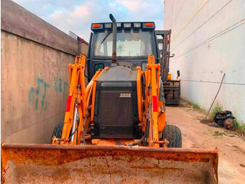 Backhoe loader Case 580 M: picture 3