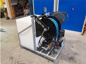 Pressure washer