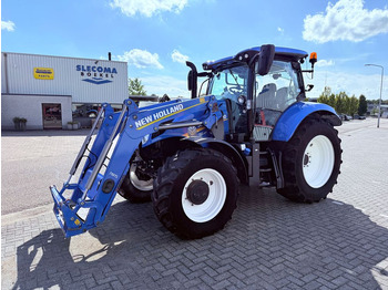 Farm tractor NEW HOLLAND T6