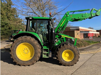Farm tractor JOHN DEERE 6110M