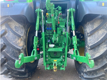 Farm tractor John Deere 6R 185: picture 5